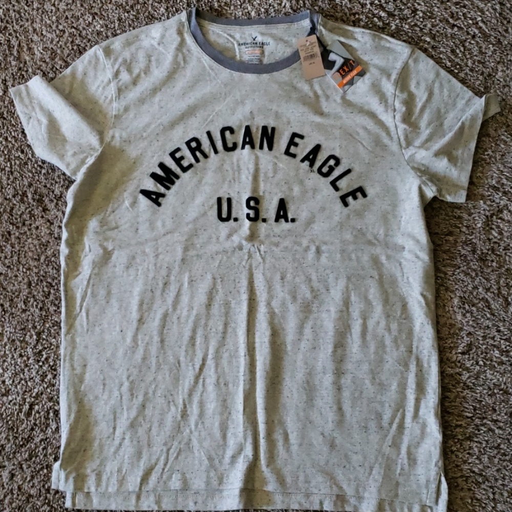 American Eagle Tshirt